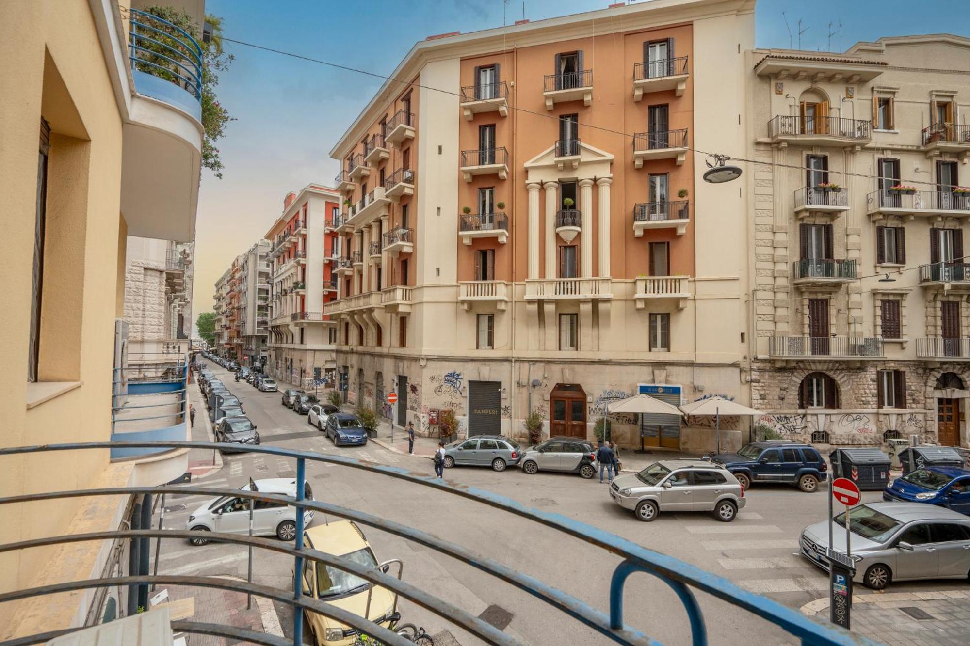 Ferienwohnung Zaum House, Quartiere Umbertino. 120 Mq Bari Exterior foto